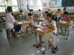 2012���ݶ�ͯӪ����7��19�ն��������ζ�