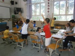 2012���ݶ�ͯӪ����7��19��Ӣ��εĻ���