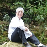 <b>�֡���2011�ꡰ����һ�١�����Ӫ�����ݽ�</b>