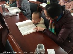 �����̣�����С���Ӷ����䣬�ѵ���������������