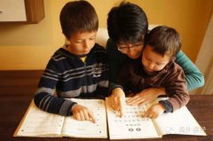 �Ͷ����ں��������ѧ������